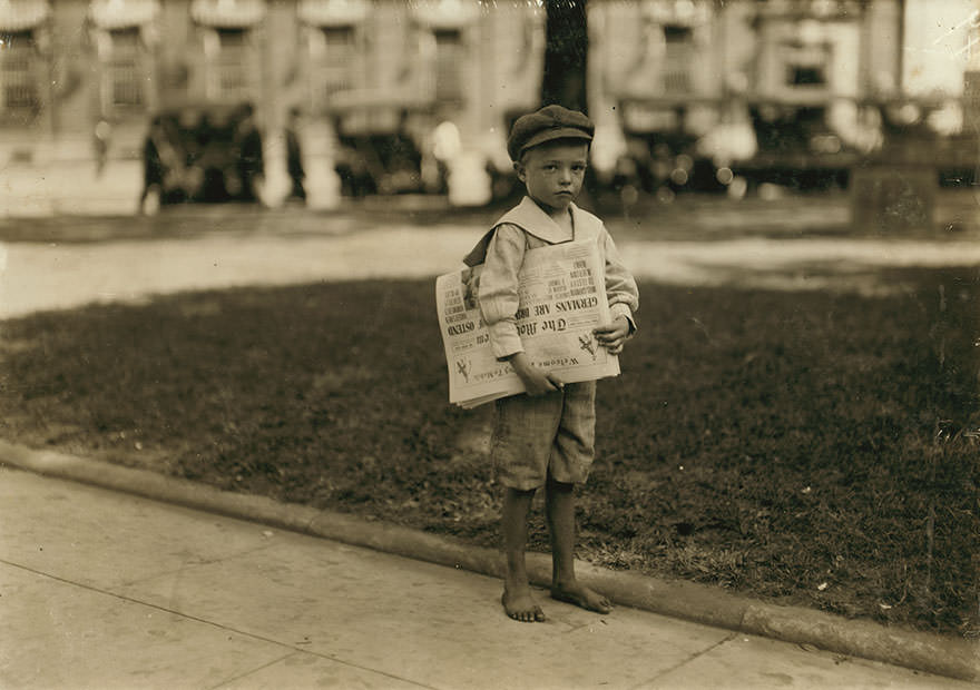7-year-old Ferris. Tiny newsie who did not know enough to make change for investigator. There are still too many of these little ones in the larger cities. Location: mobile, Alabama