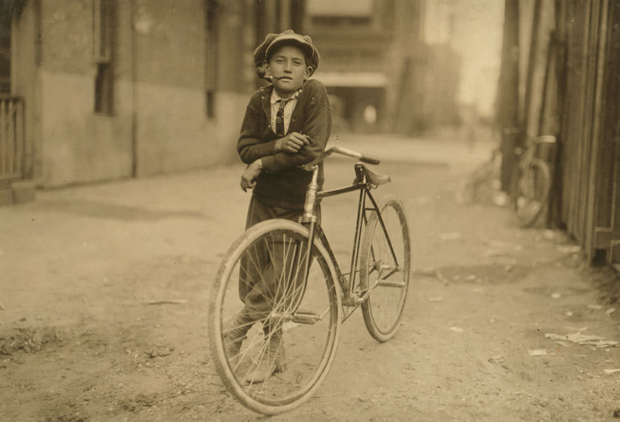 Messenger boy working for MacKay telegraph company. Said fifteen years old. Exposed to red light dangers. Location: Waco, Texas