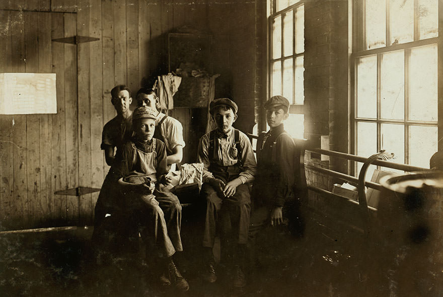 Noon hour in an Indianapolis furniture factory. Aug., 1908. Wit., e. N. Clopper. Location: Indianapolis, Indiana
