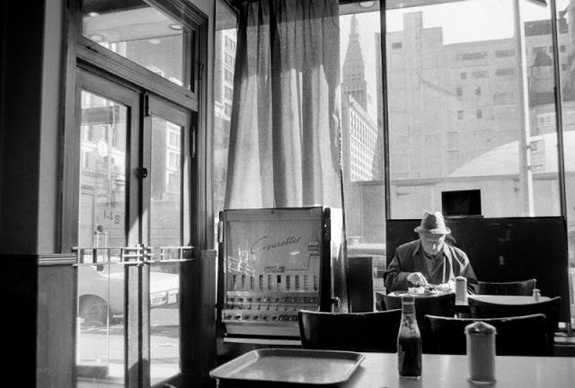 50+ Cool Photos Of New York’s Restaurants In The 1950s And 1960s