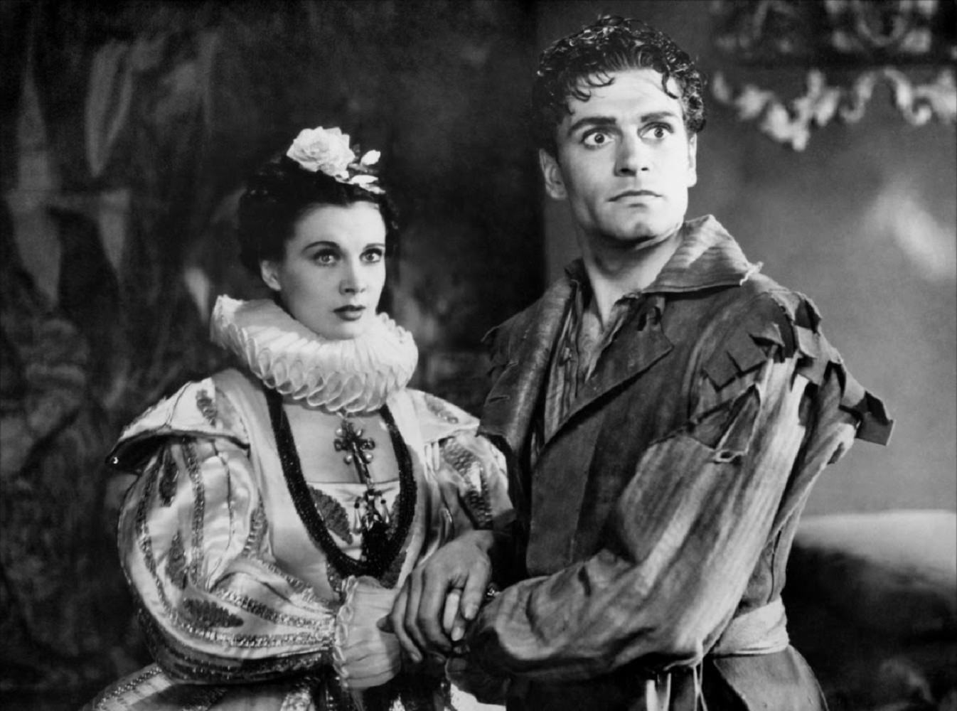 Vivien Leigh and Laurence Olivier in Fire over England, 1937