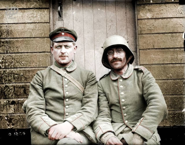 Prisoners, Vimy, 1917