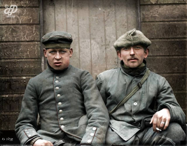 Prisoners, Vimy, 1917