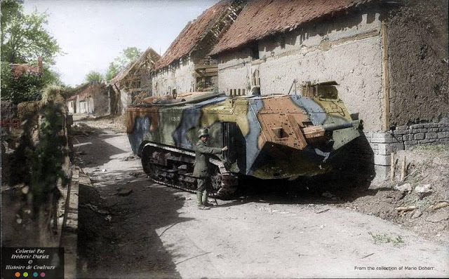 Saint Chamond Char captured by the Germans