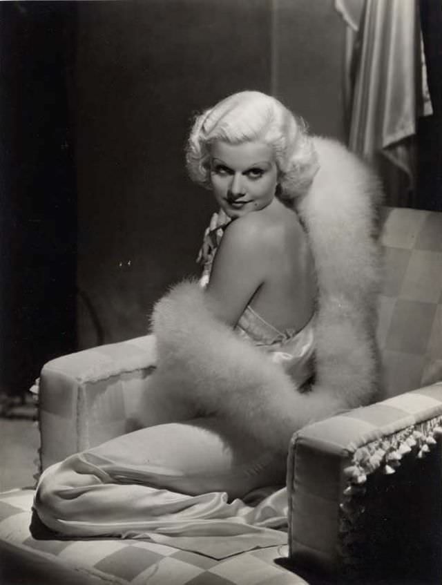 Hollywood's Sex Goddess: 50+ Glamorous Photos Of Jean Harlow From Her Career