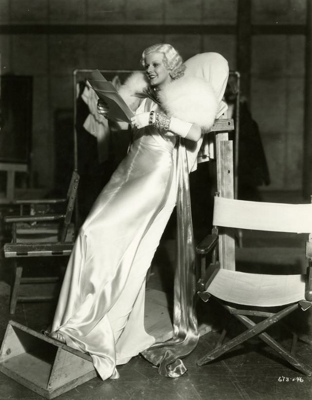 Hollywood's Sex Goddess: 50+ Glamorous Photos Of Jean Harlow From Her ...