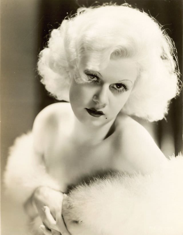 Hollywood's Sex Goddess: 50+ Glamorous Photos Of Jean Harlow From Her Career