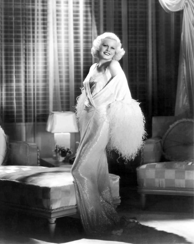 Hollywood's Sex Goddess: 50+ Glamorous Photos Of Jean Harlow From Her Career