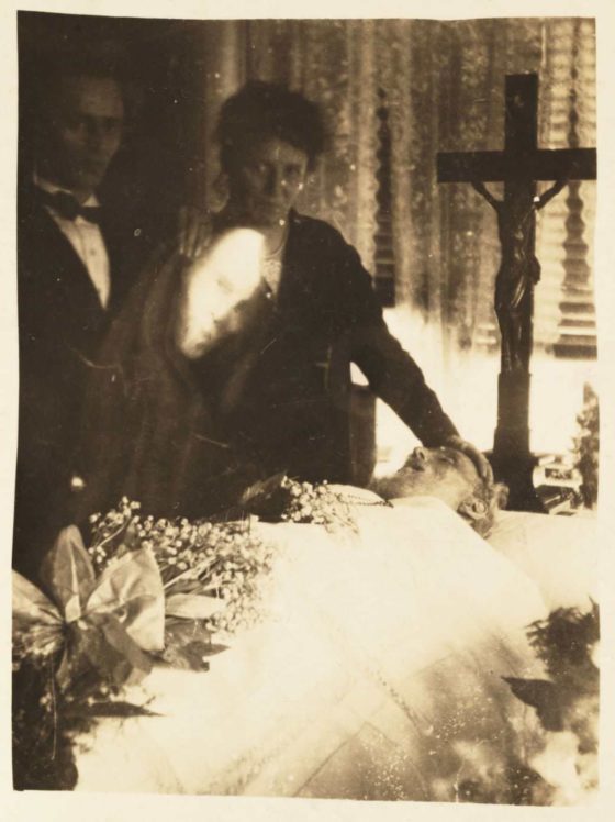 50+ Insanely Creepy Vintage Photos That Will Probably Give You Nightmares