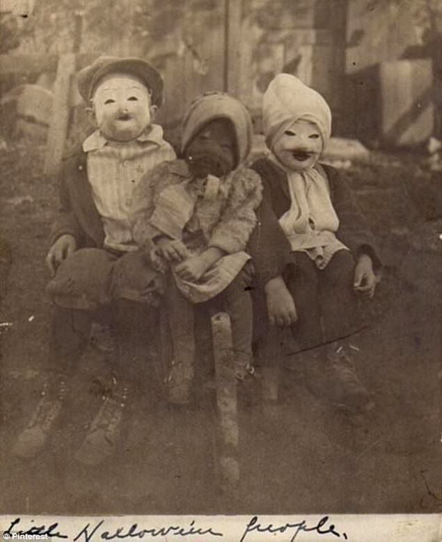 Children’s Halloween Costumes in the early 1900s