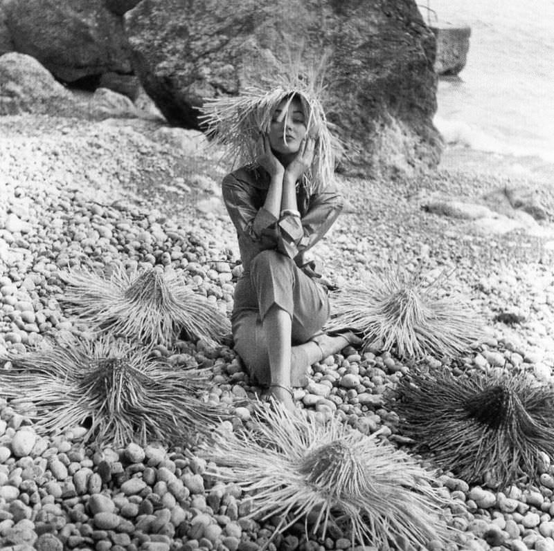 Ivy Nicholson with straw hats by Emilio Pucci on the isle of Capri, 1952