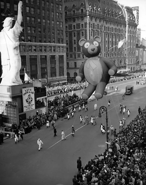This was the scene at Times Square in New York during the annual Macy's Thanksgiving Parade, Nov. 23, 1945.