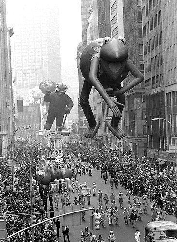 Kermit the Frog turned heads at the 53d annual parade in 1979.
