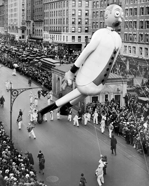 Gulliver The Gullible was one of stars of Macy's Thanksgiving Day parade in 1933. Here he is passing 98th Street and Broadway.