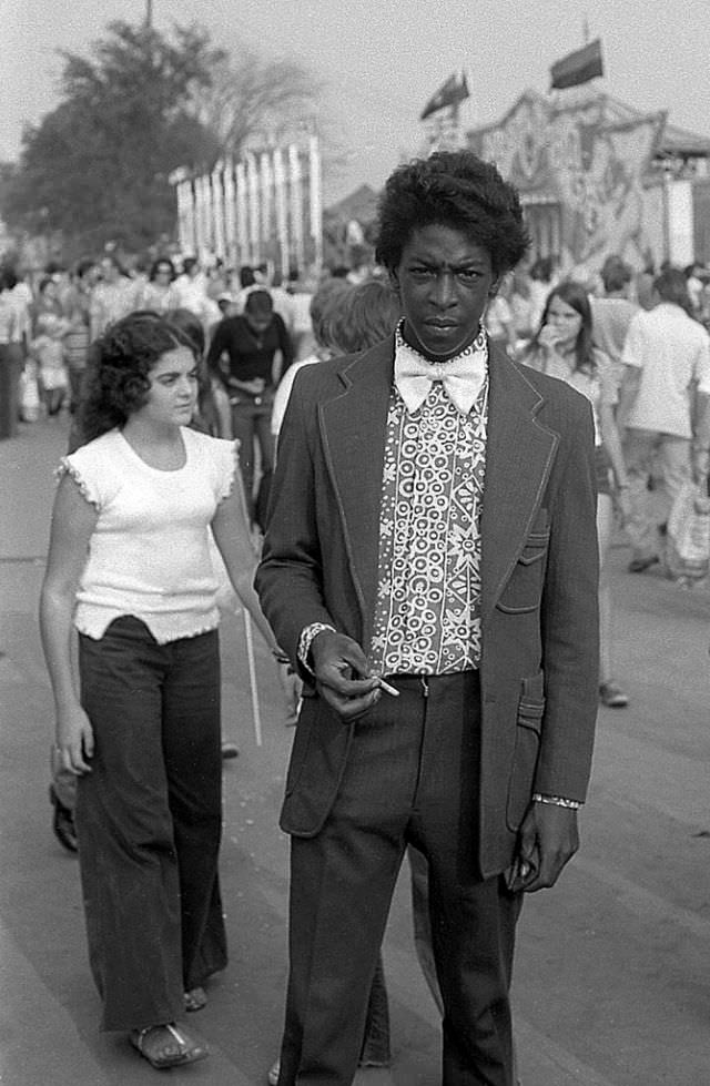 50+ Candid Nostalgic Photos From Michigan State Fair Of 1973