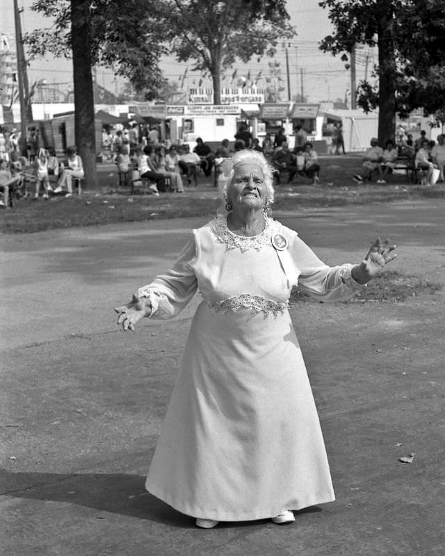 50+ Candid Nostalgic Photos From Michigan State Fair Of 1973