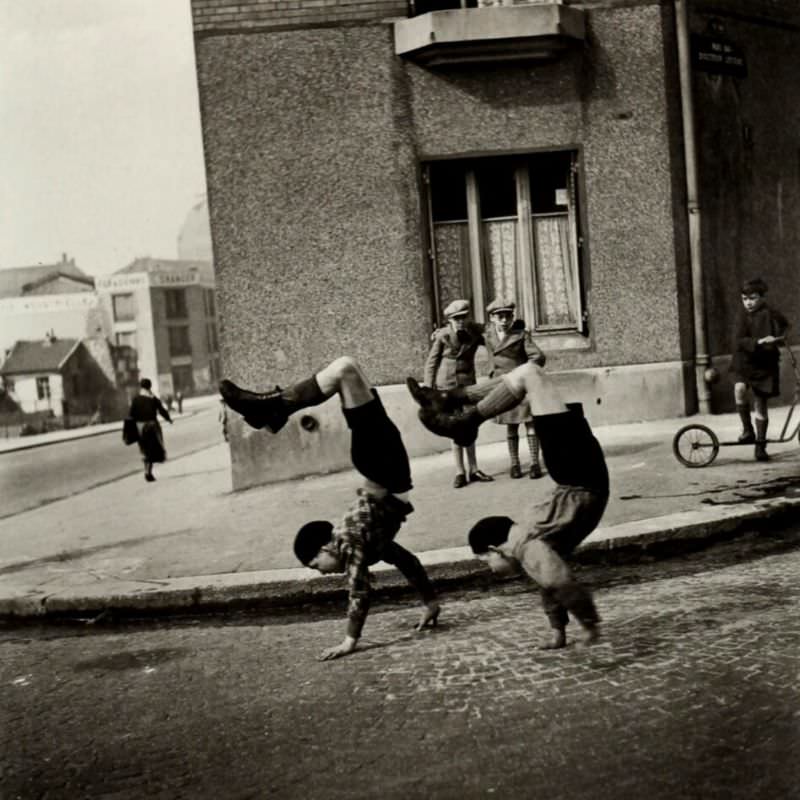 The two brothers, Paris, 1934