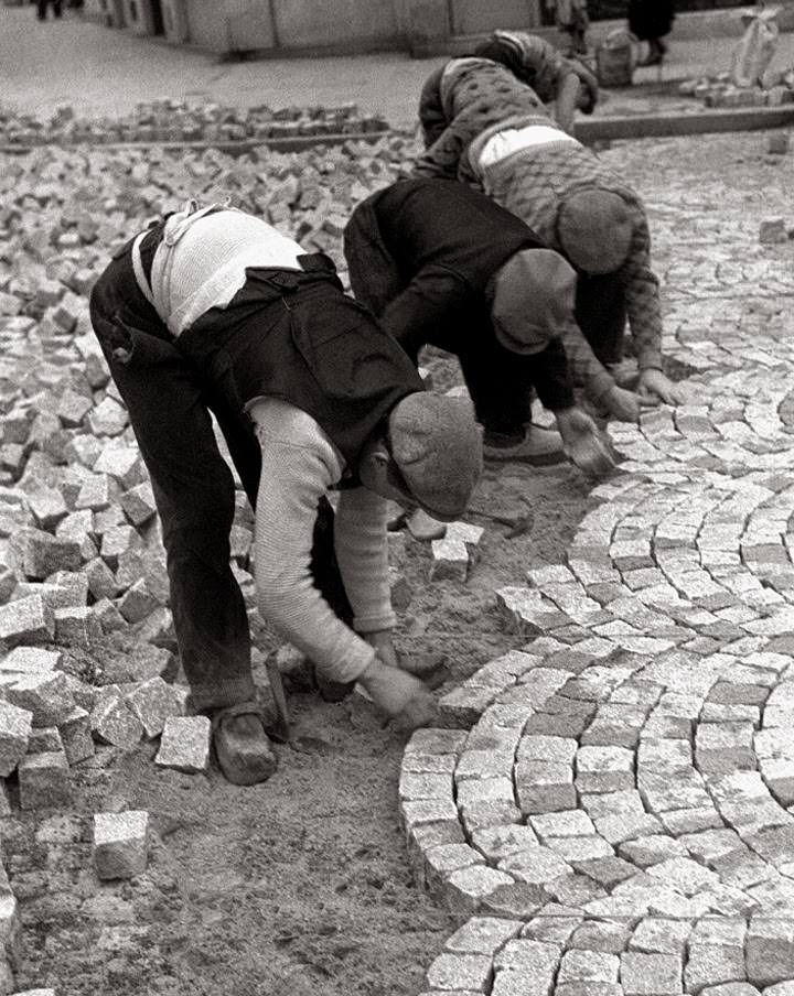 Cobblestones, 1936