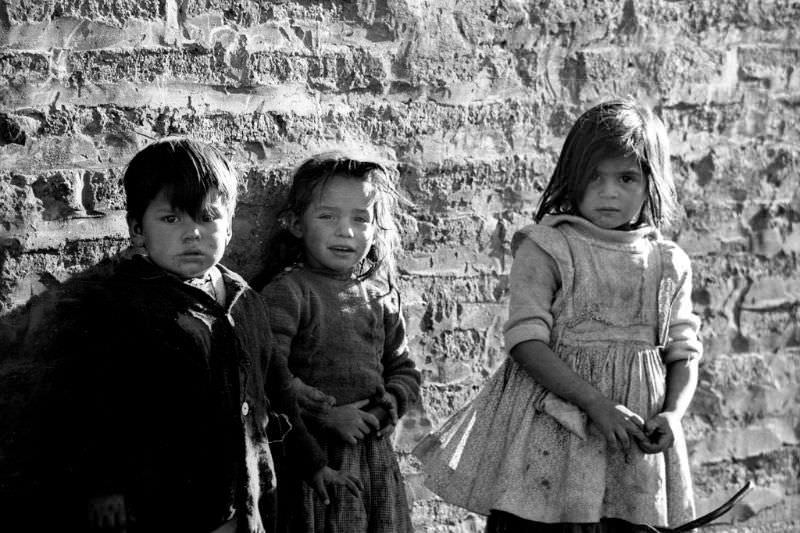 Poor children, Santiago, Chile, 1962