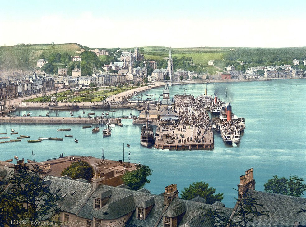 The harbor at Rothesay