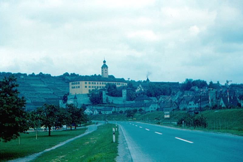 Gundelsheim from Bundesstrasse 37, near the station, showing Schloss Horneck