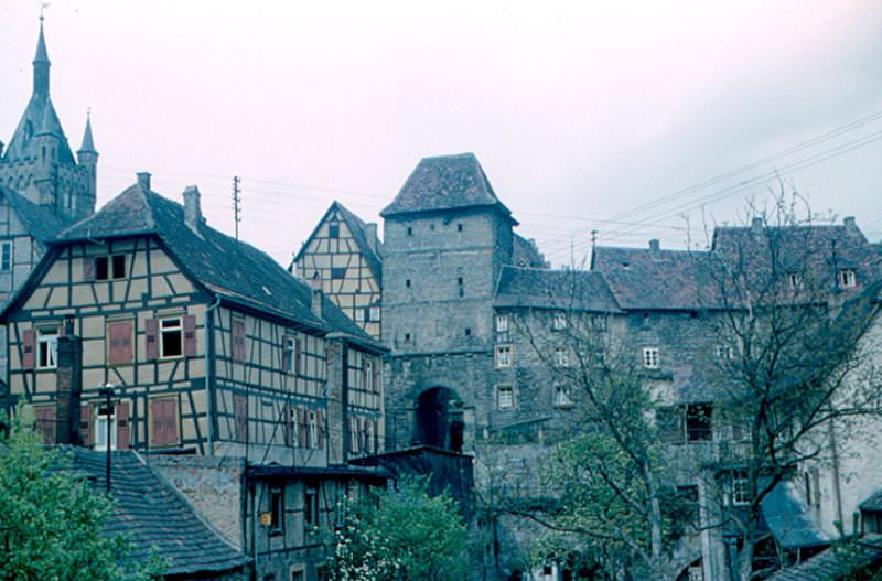 Bad Wimpfen. Half-timbered houses, a city gate, and the Blue Tower at left