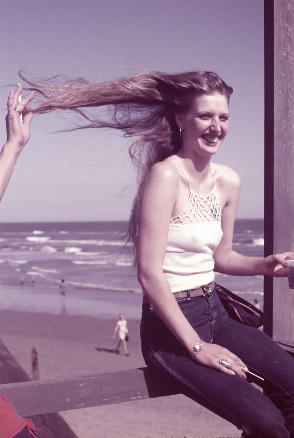 50+ Nostalgic Photos Of Teenage Girls Enjoying At Texas Beaches During The 1980s