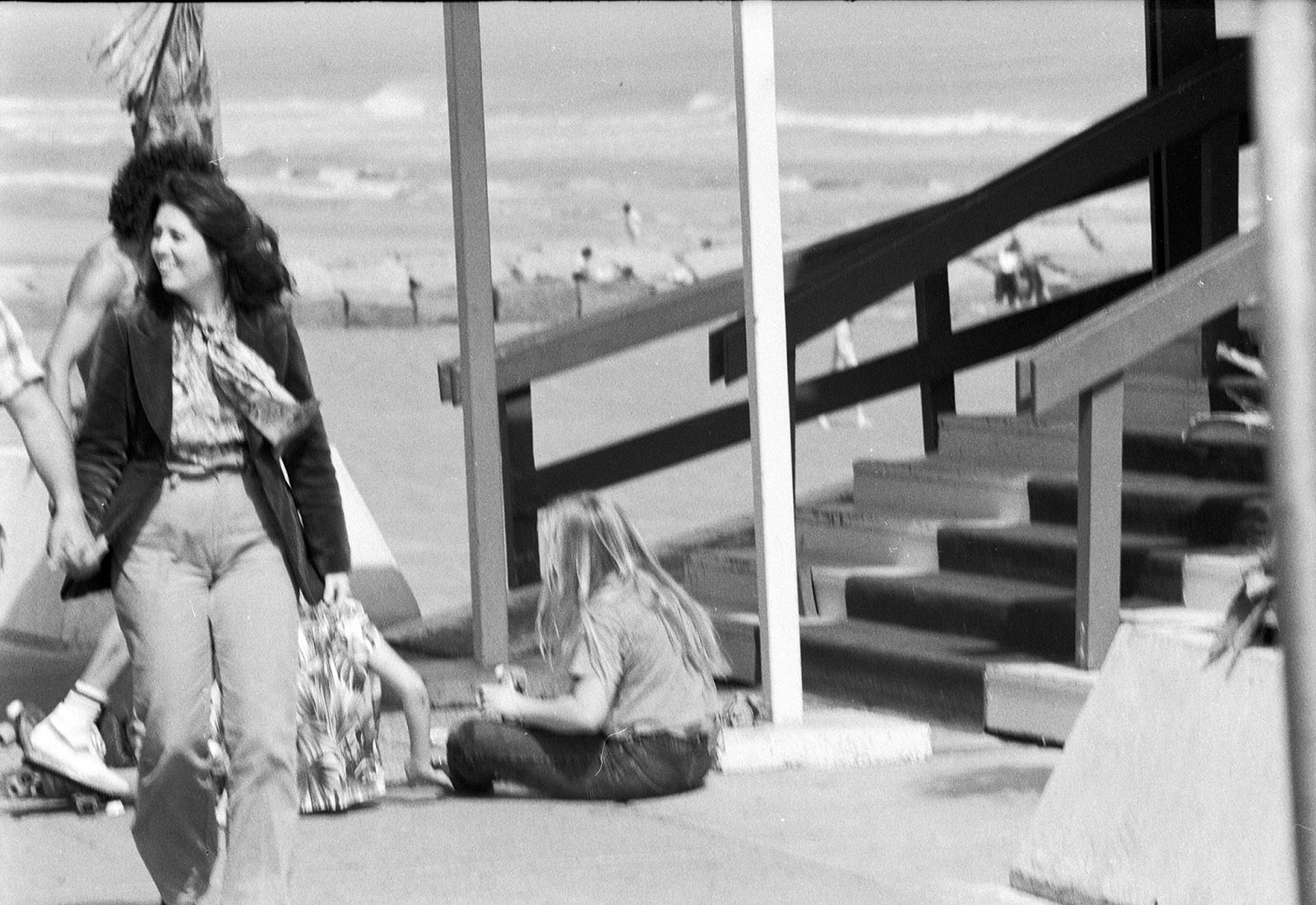 50+ Nostalgic Photos Of Teenage Girls Enjoying At Texas Beaches During The 1980s