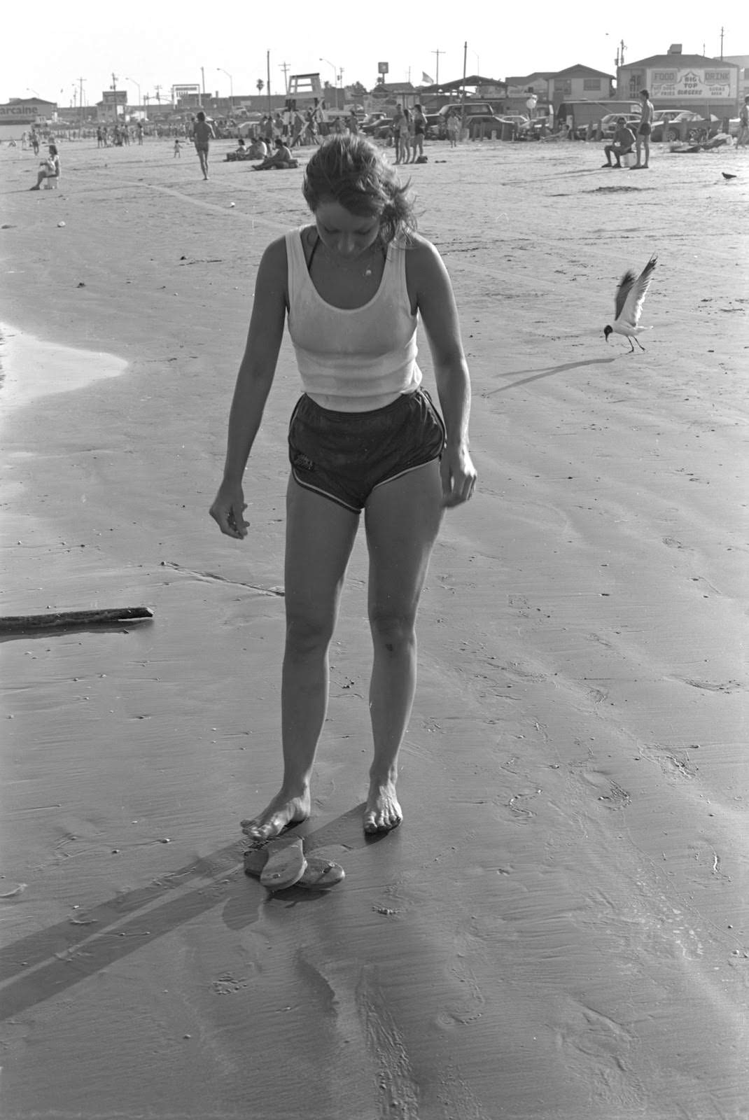 50+ Nostalgic Photos Of Teenage Girls Enjoying At Texas Beaches During The 1980s