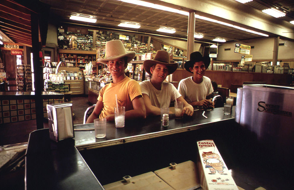 Teenagers in drugstore in Stockyards area of Fort Worth, October 1972. (Bob Smith/NARA)