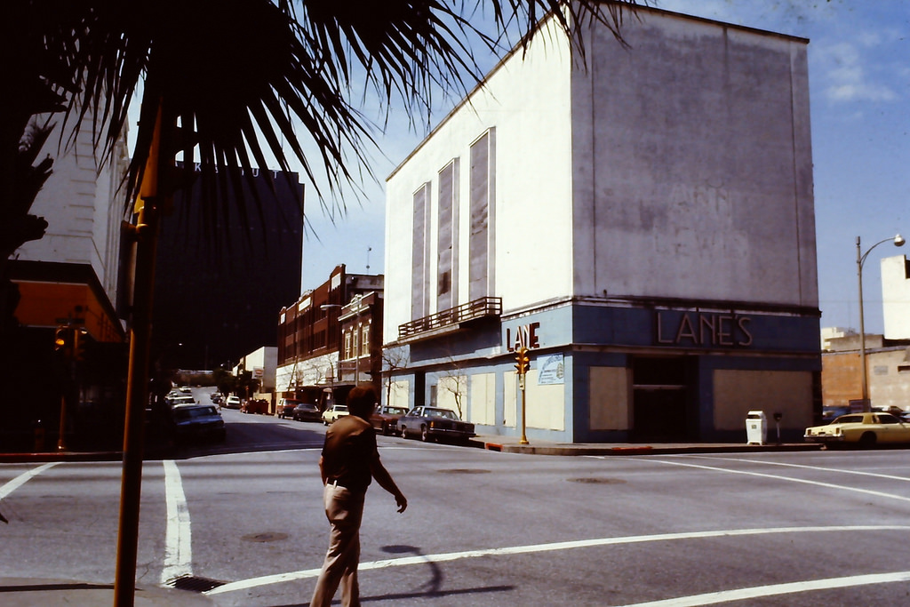 Lane's Building (at the corner of N. Chaparral and Peoples St.) in 1978