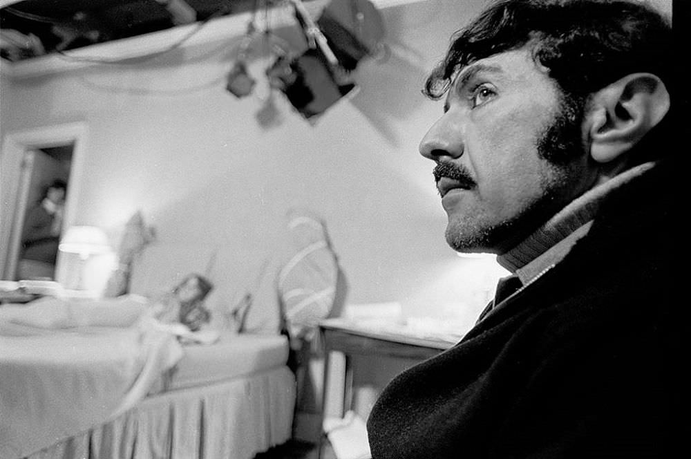 The Making Of “The Exorcist (1973)”: 50+ Rare Behind-the-Scenes Photos From Making Of Iconic Horror Movie