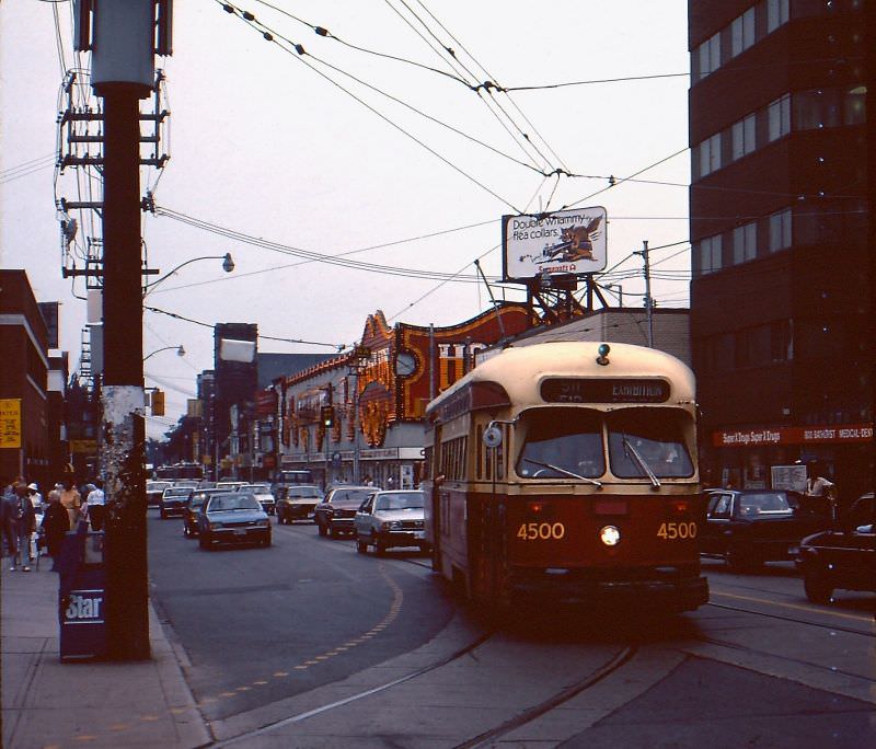 50+ Fascinating Color Photos Show Transportation Of Toronto In The 1980s