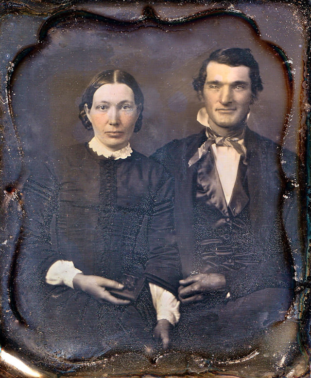 Victorian Couples: 50+ Gorgeous Portrait Photos Of ‘Husband and Wife’