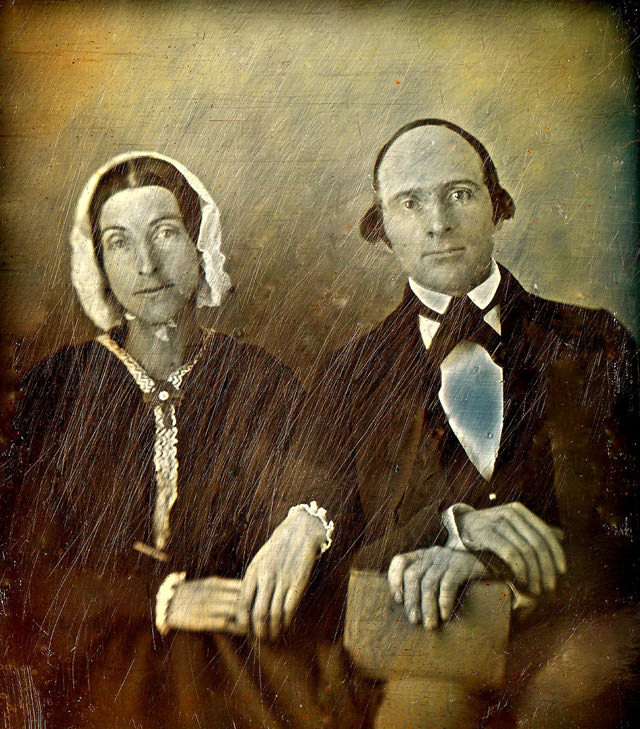 Victorian Couples: 50+ Gorgeous Portrait Photos Of ‘Husband and Wife’