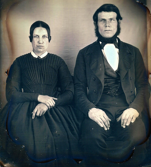 Victorian Couples: 50+ Gorgeous Portrait Photos Of ‘Husband and Wife’