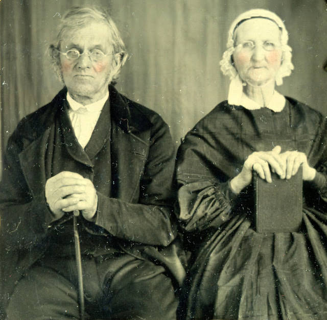 Victorian Couples: 50+ Gorgeous Portrait Photos Of ‘Husband and Wife’