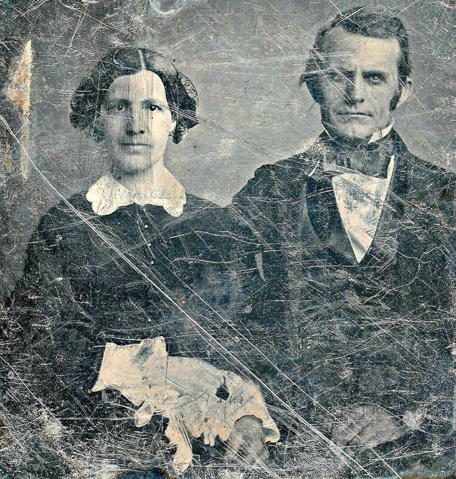 Victorian Couples: 50+ Gorgeous Portrait Photos Of ‘Husband and Wife’