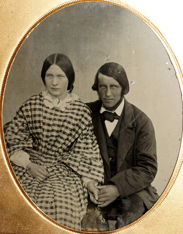 Victorian Couples: 50+ Gorgeous Portrait Photos Of ‘Husband and Wife’