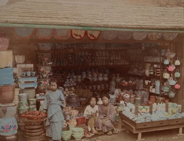 Porcelain and pottery shops