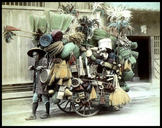 50+ Colorized Photos Show Everyday Life Of Japanese People In Late 19th Century