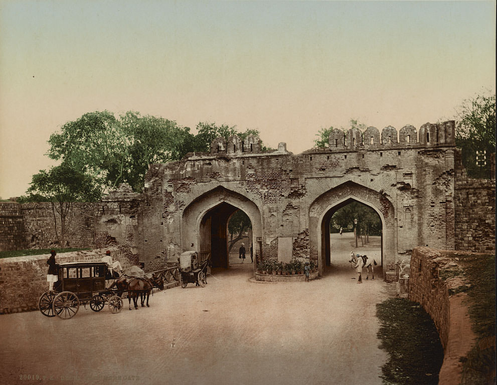 Kashmiri Gate, Delhi
