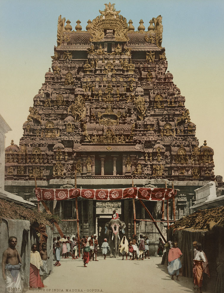 Seringham, Gopuram , South of India