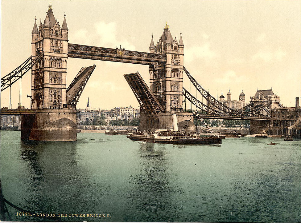 Tower Bridge, II. (open), London
