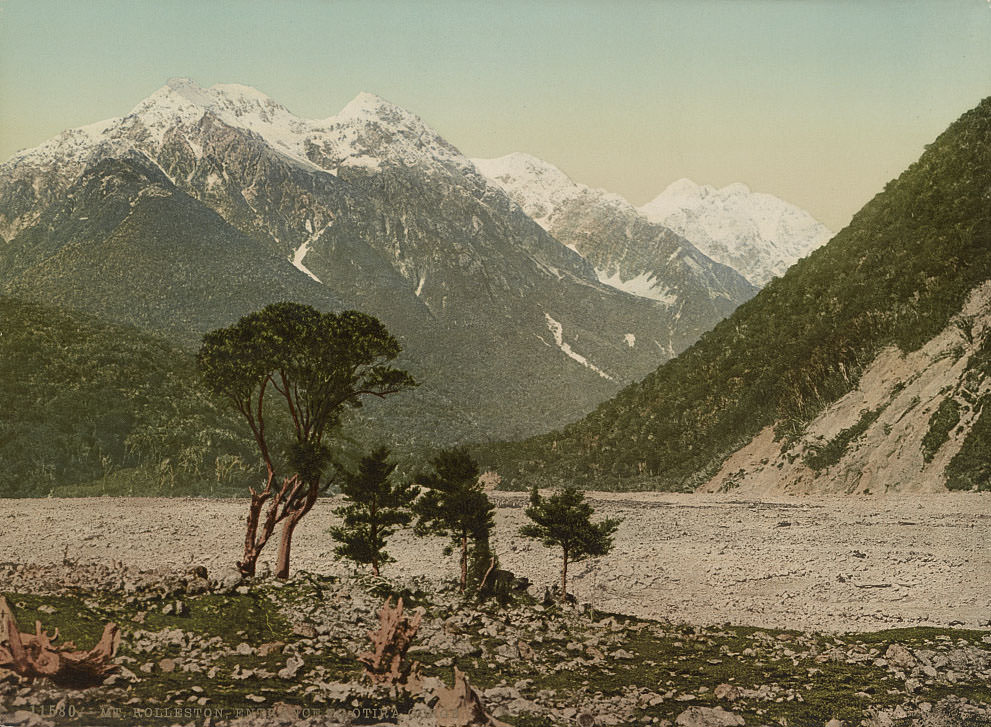 Mt. Rolleston, Entrance to Otira Gorge