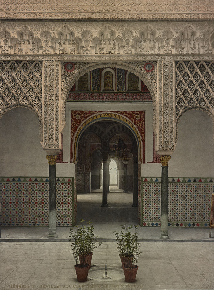 Alcázar. Patio de las Muñecas, Sevilla