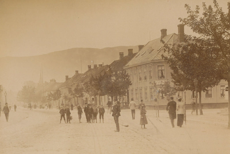 Kongens street / Corner St. Olavs street