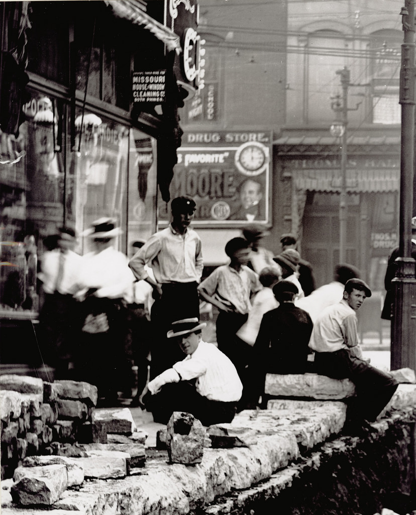 Grand Avenue and Olive Boulevard, south side, street under construction, 1907