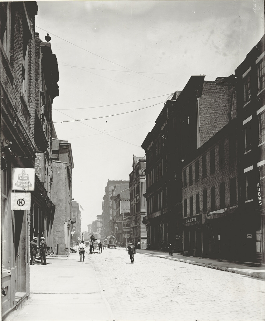 Third Street, looking north to Chestnut Street, ca. 1900s