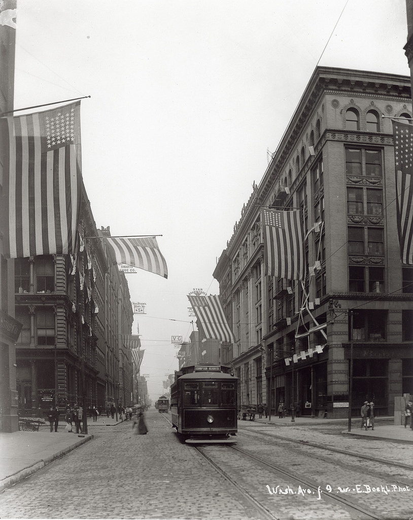 Washington Avenue west from Ninth Street, 1903